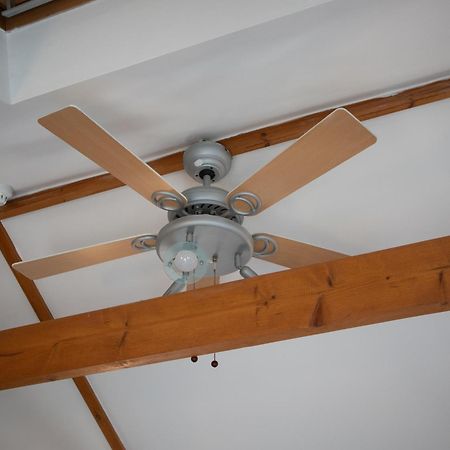 Apartamento Bright Private Terrace - Free Private Parking - Tv - Wifi - Netflix Croydon Exterior foto