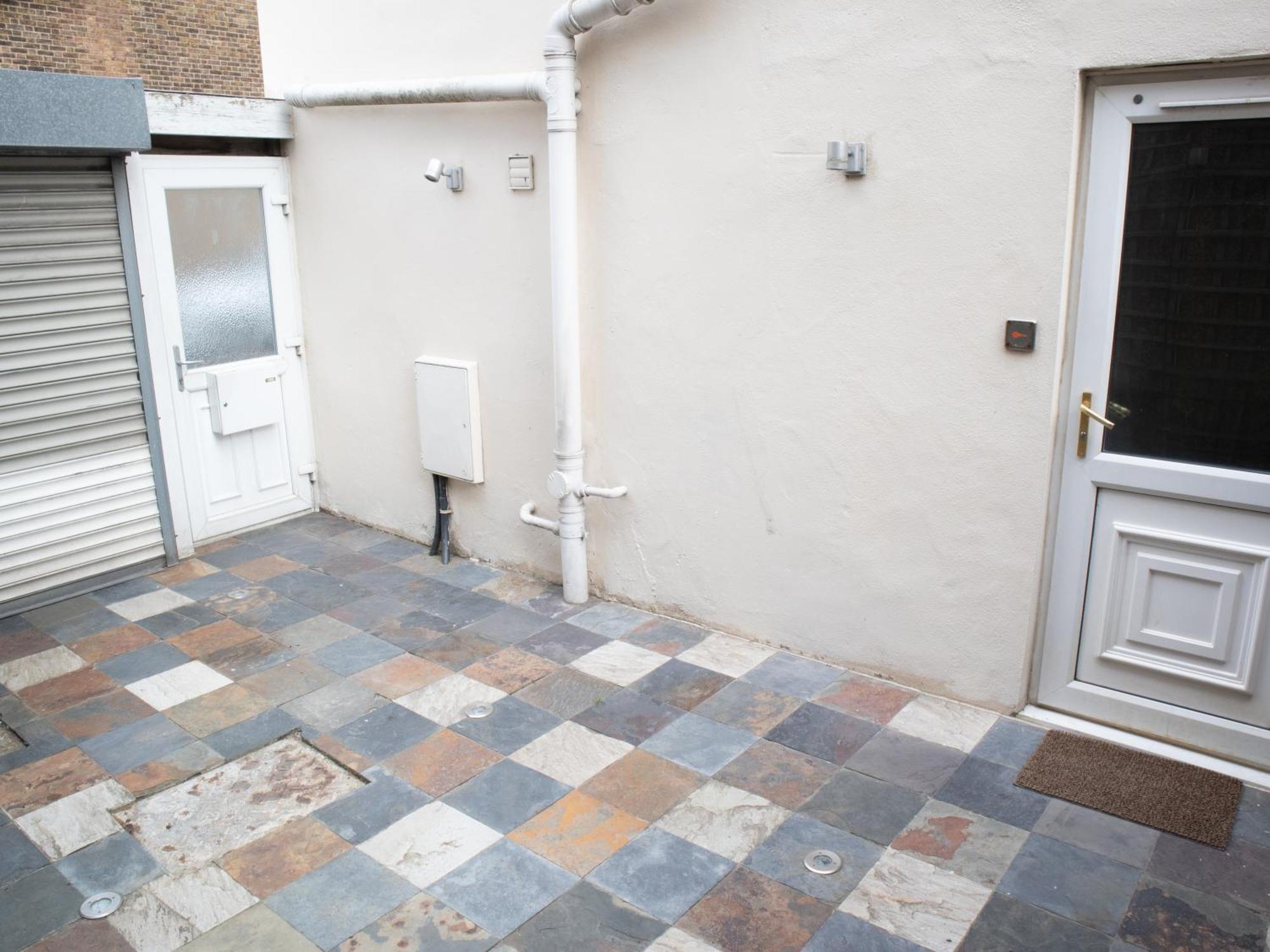 Apartamento Bright Private Terrace - Free Private Parking - Tv - Wifi - Netflix Croydon Exterior foto